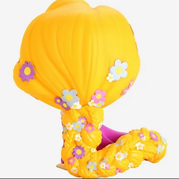 Rapunzel with Lantern Funko Pop! #981 - Picture 5 of 9